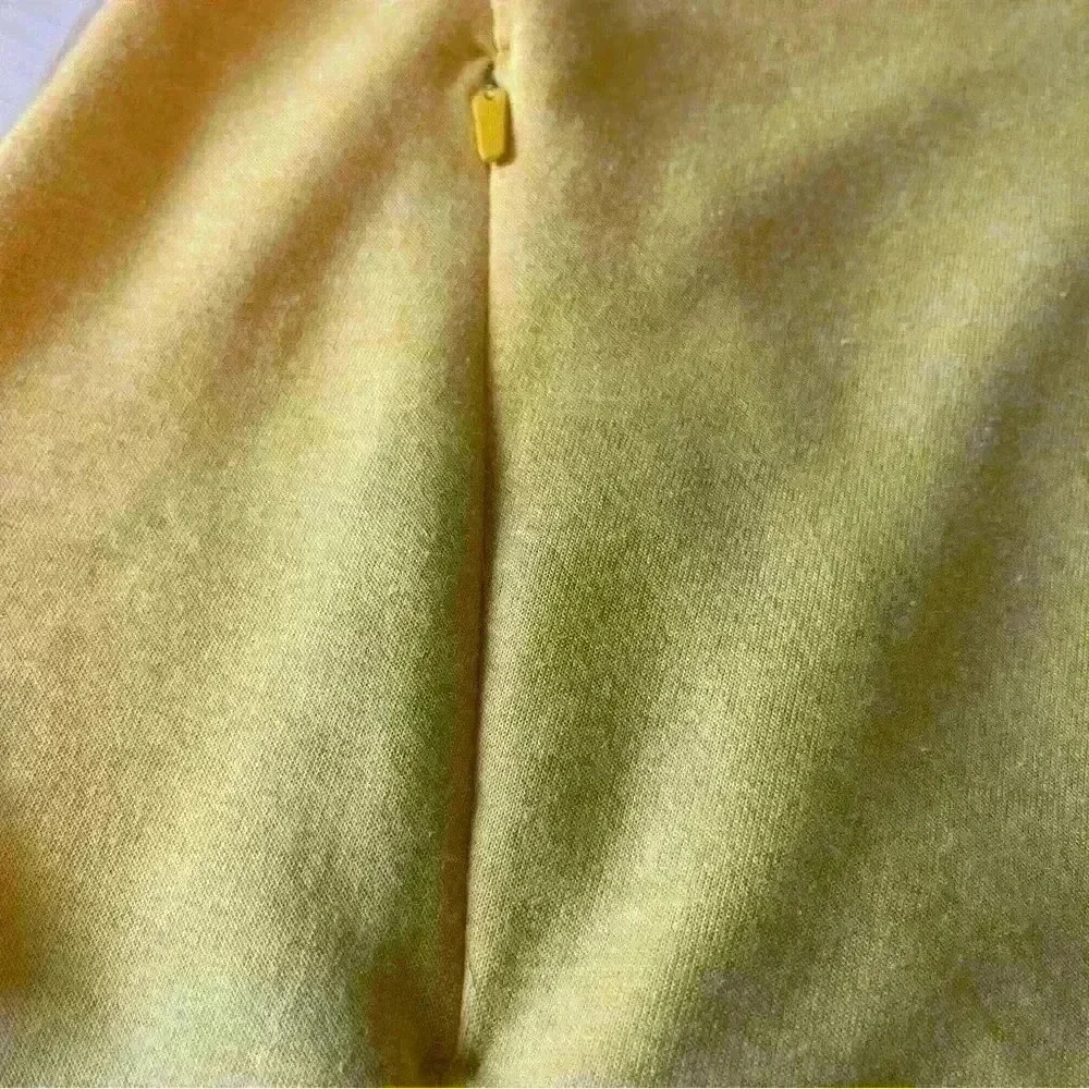 Nike Womans Marigold Dri Fit Crew neck Sweatshirt Size S